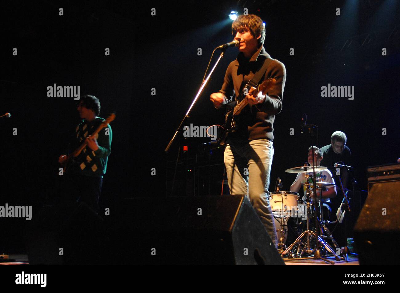 Arctic monkeys 2007 hi-res stock photography and images - Alamy