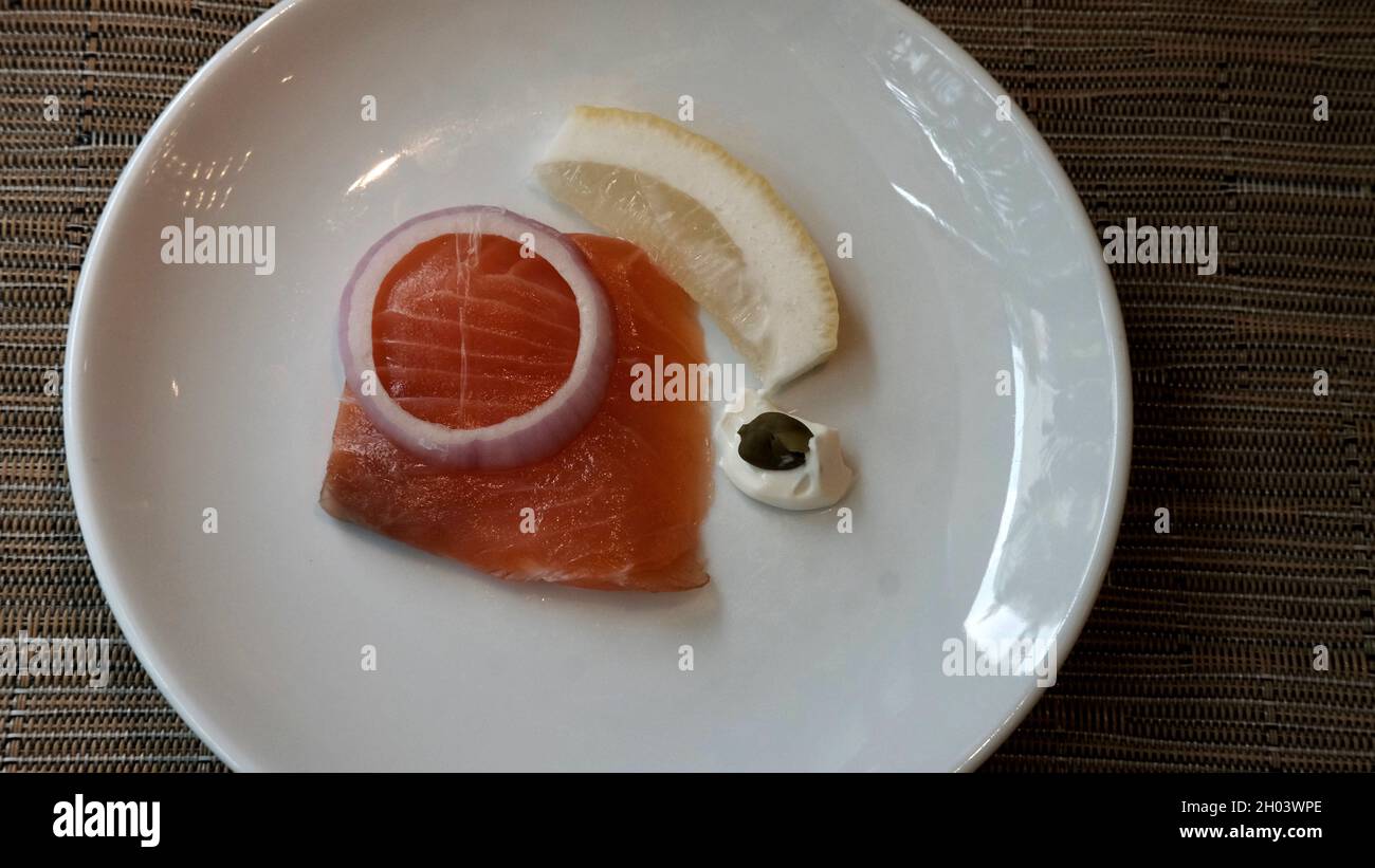 Raw Salmon White Sauce Slice of Lemon White Sauce Stock Photo - Alamy