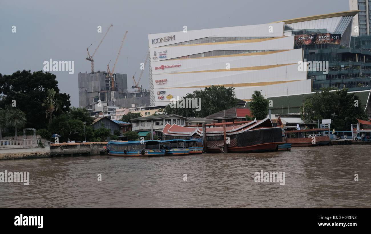 Ferry Boat Pier Thonburi District Along the Chao Phraya River Bangkok Thailand Stock Photo