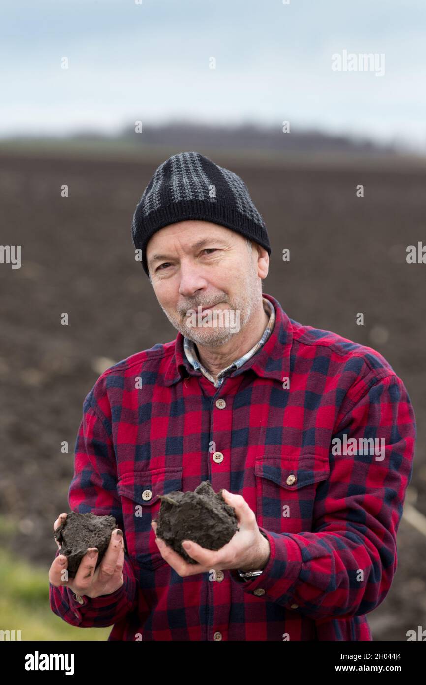 Field clods of earth hi-res stock photography and images - Alamy