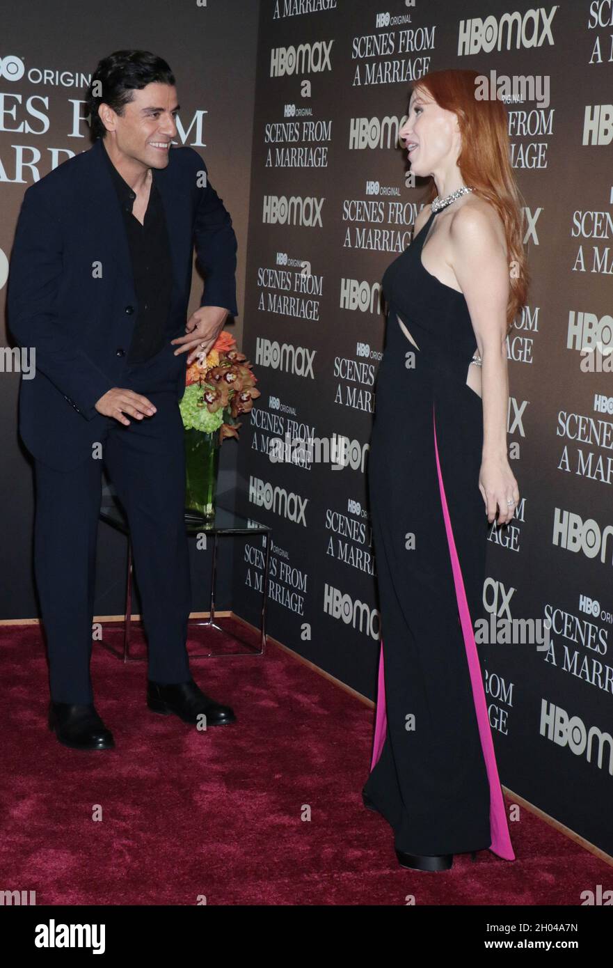 New York, NY, USA. 10th Oct, 2021. Oscar Isaac, Jessica Chastain 