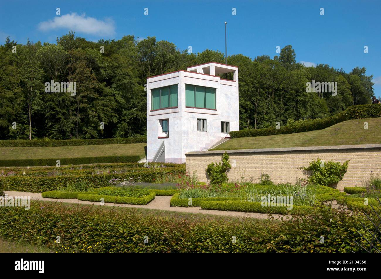 Globus house hi-res stock photography and images - Alamy