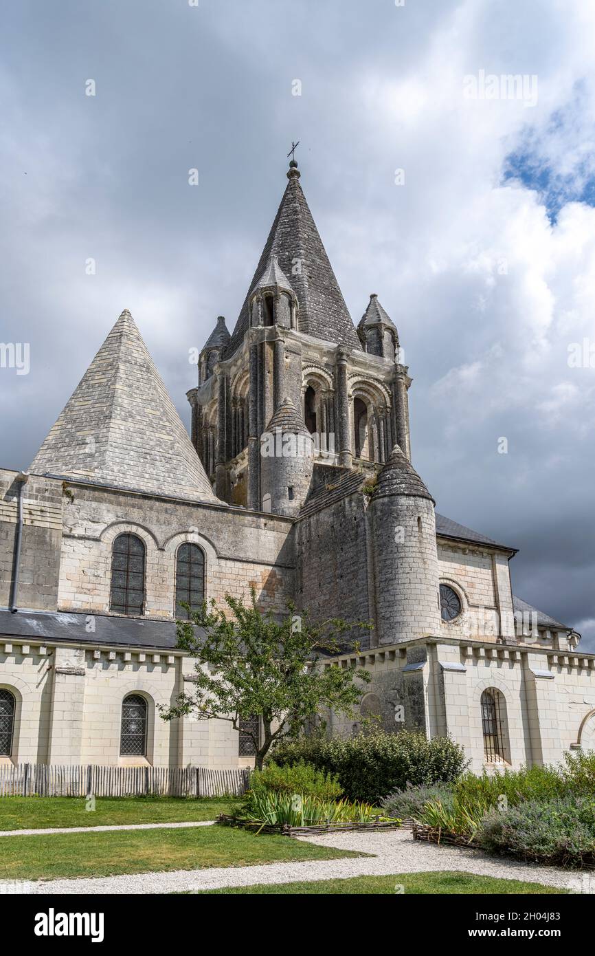Stiftskirche Saint-Ours des Schloss  in Loches, Loire-Tal, Frankreich  |  The church of St Ours of the castle in Loches, Loire Valley, France Stock Photo