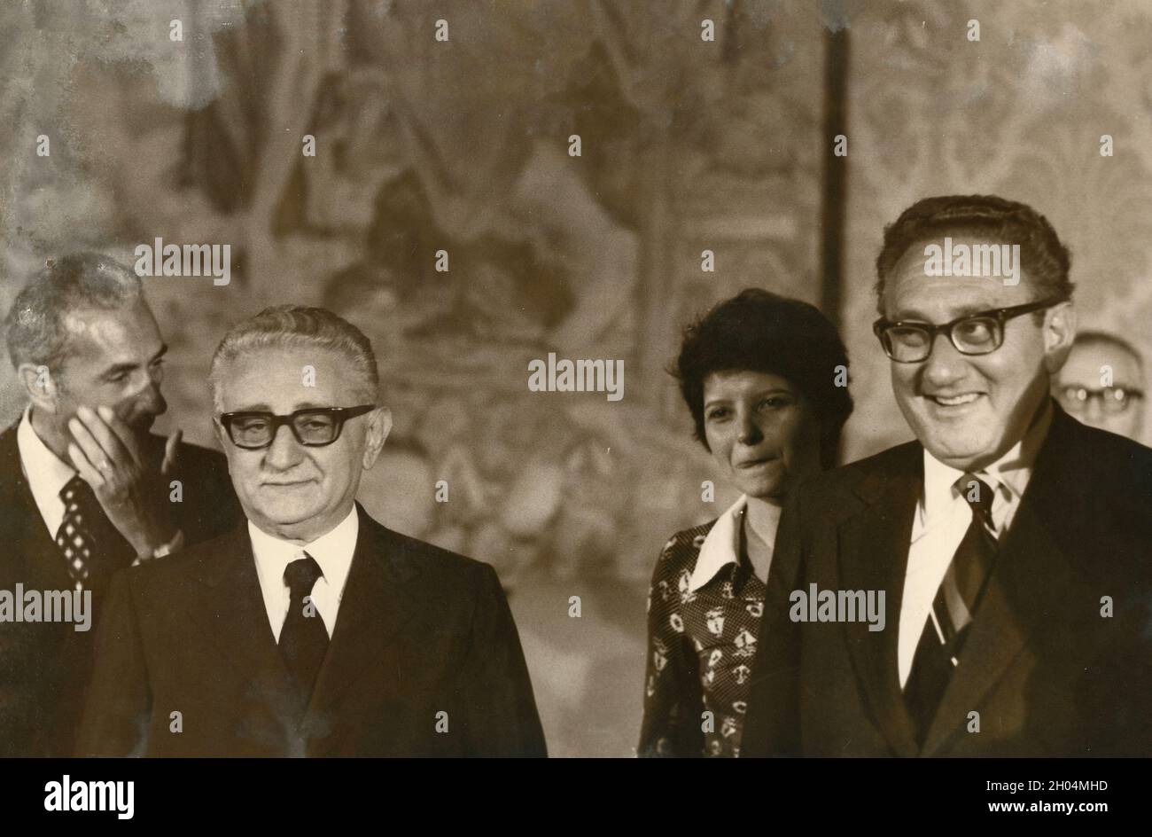 Italian politician President Giovanni Leone (left) and American politician Secretary of State Henry Kissinger, 1970s Stock Photo
