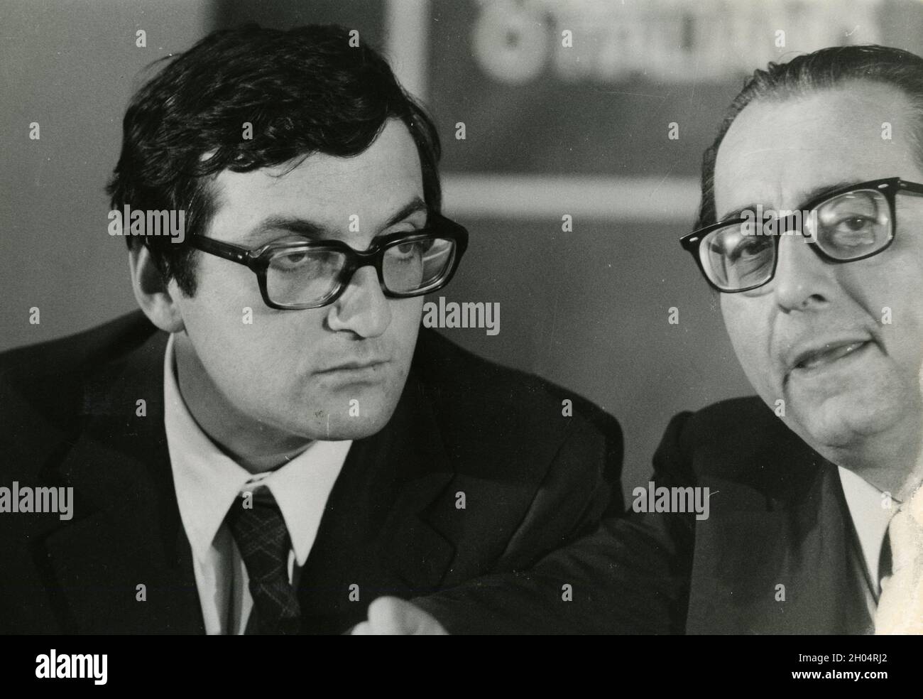 Italian politicians Giorgio La Malfa (left) and Francesco Compagna of PRI, 1972 Stock Photo