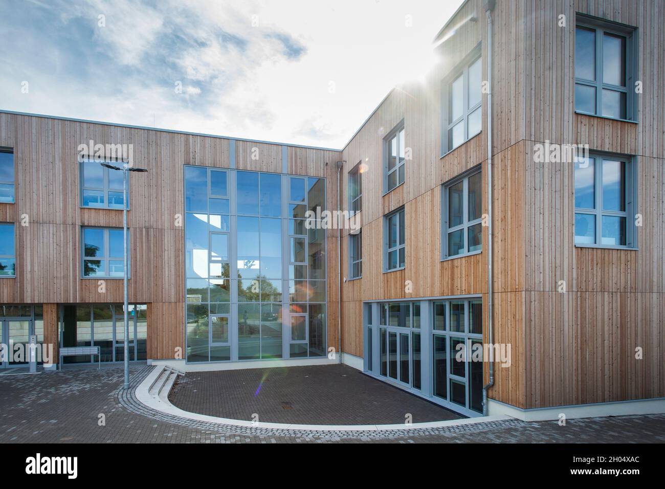 the extension building 'Zukunftsraum' of the private university Witten Herdecke in sustainable timber construction, Witten, North Rhine-Westphalia, Ge Stock Photo