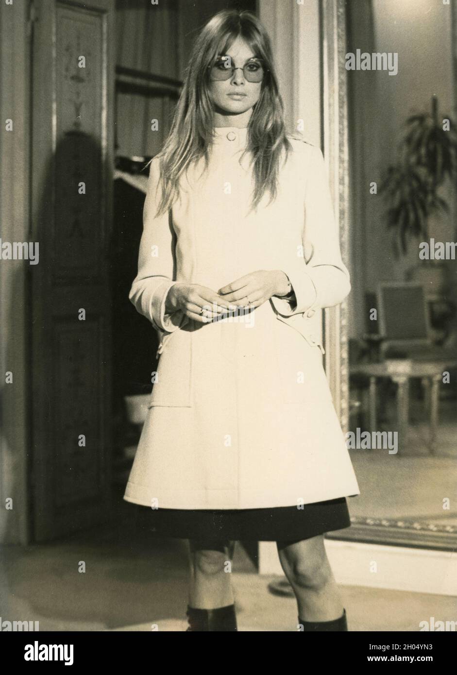 British supermodel and actress Jean Shrimpton, 1960s Stock Photo - Alamy