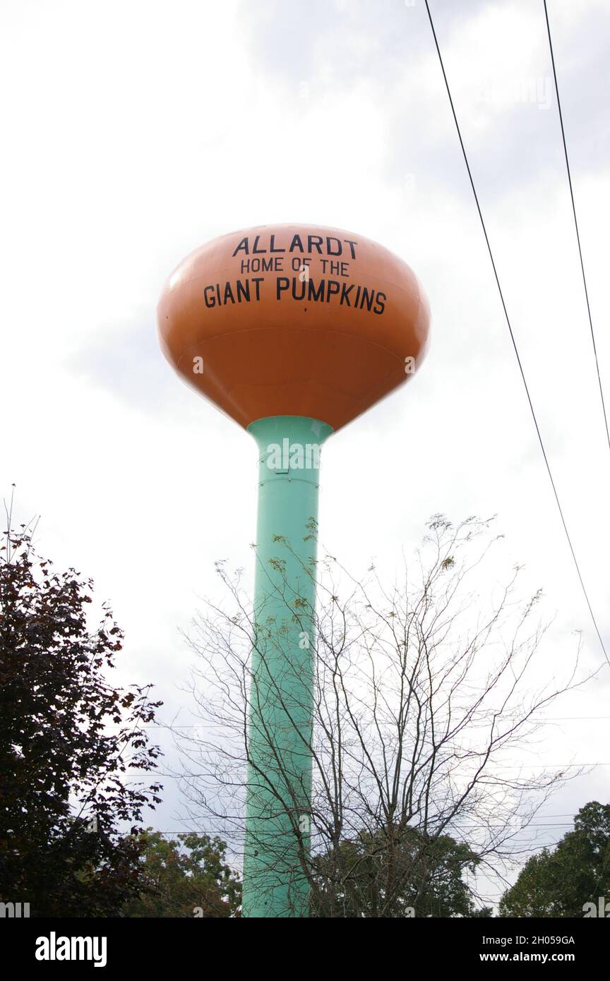 Pumpkin water tower hires stock photography and images Alamy