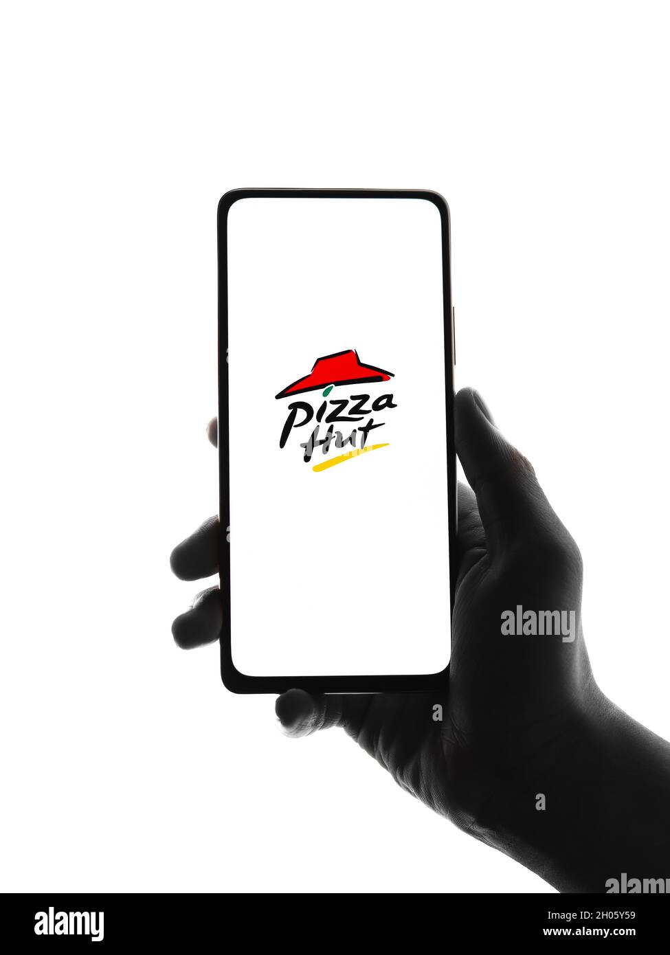 West Bangal, India October 09, 2021 Pizza Hut logo on phone screen