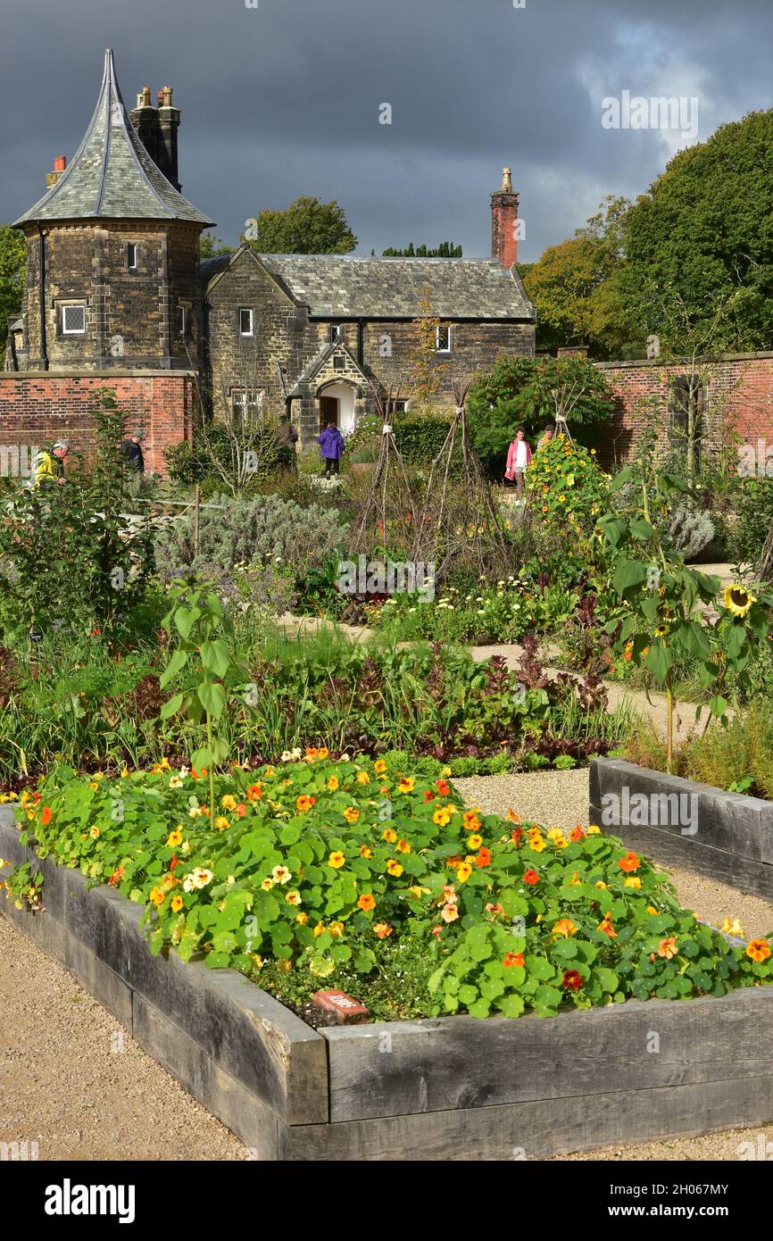 Rhs salford hi-res stock photography and images - Alamy