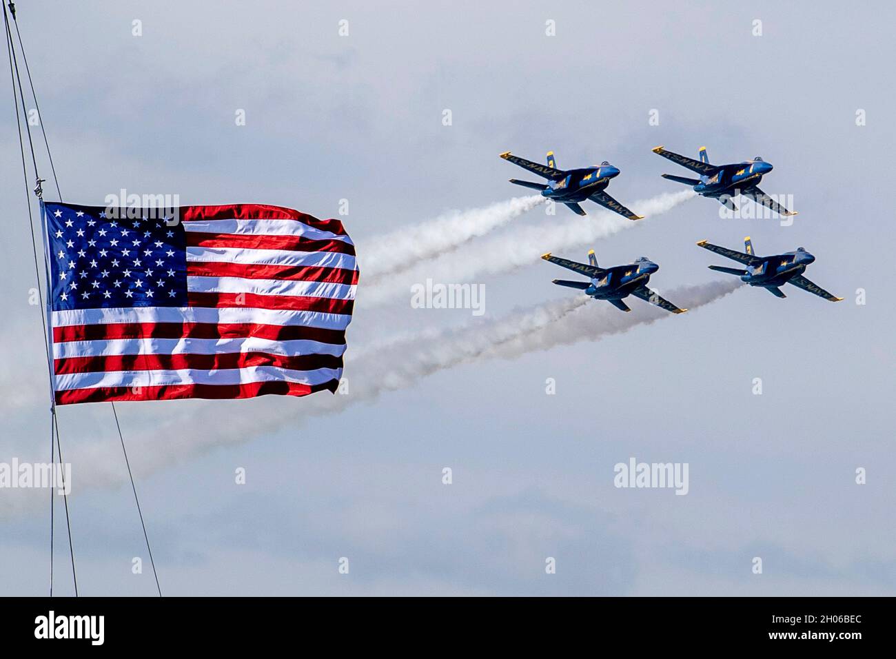 San Francisco, United States. 09th Oct, 2021. The U.S. Navy Flight Demonstration Squadron, the Blue Angels fly past in formation in F/A-18F Super Hornet jet fighters during San Francisco Fleet Week 2021 October 9, 2021 in San Francisco, California. Credit: MC2 Hector Carrera/U.S. Navy/Alamy Live News Stock Photo