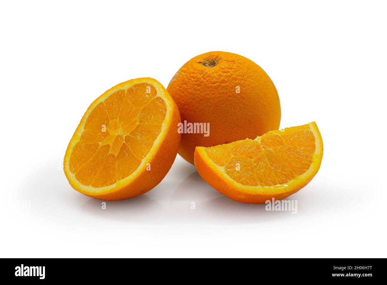 Slices fresh orange background hi-res stock photography and images - Alamy