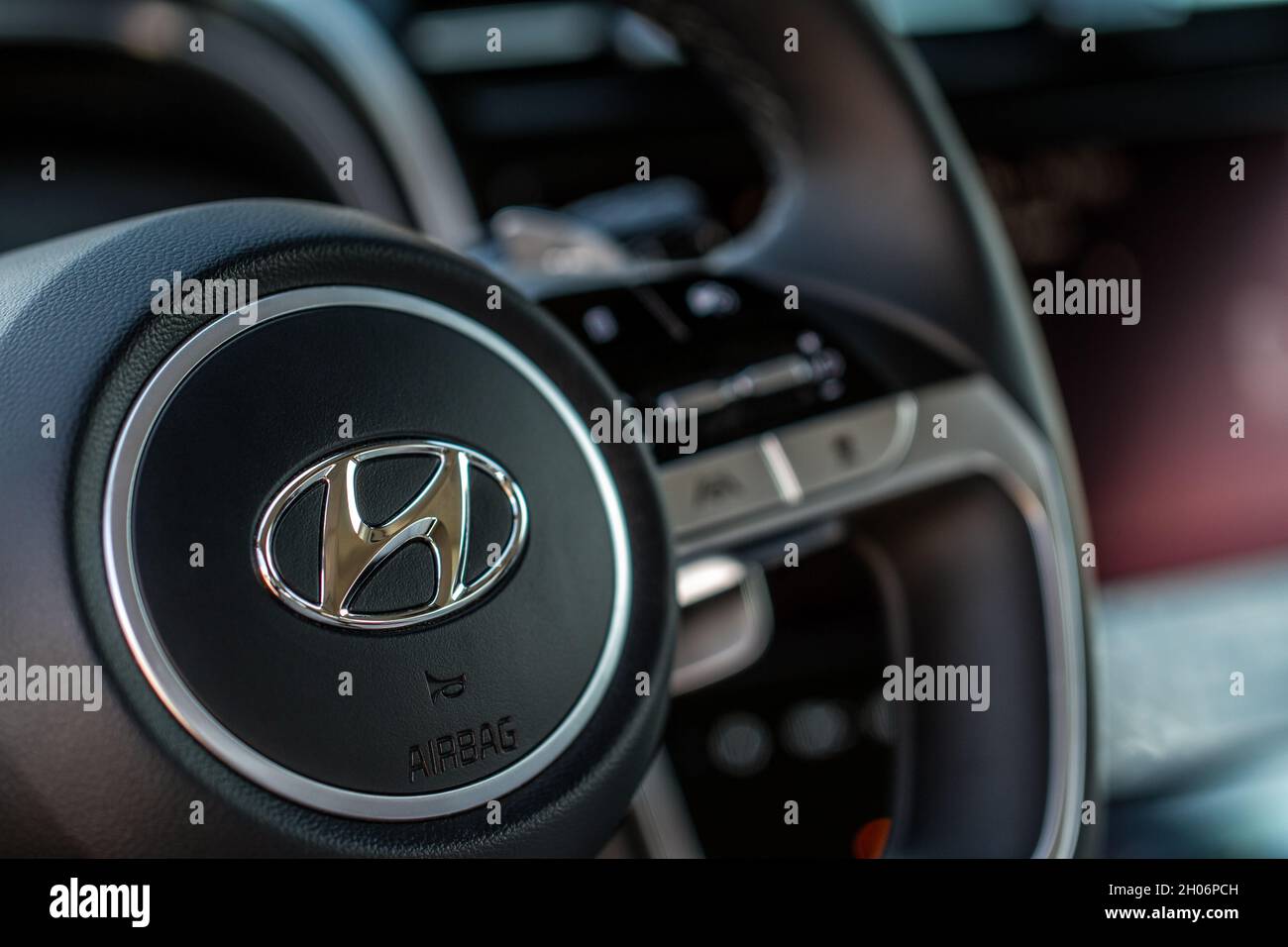 Hyundai close up hi-res stock photography and images - Page 2 - Alamy
