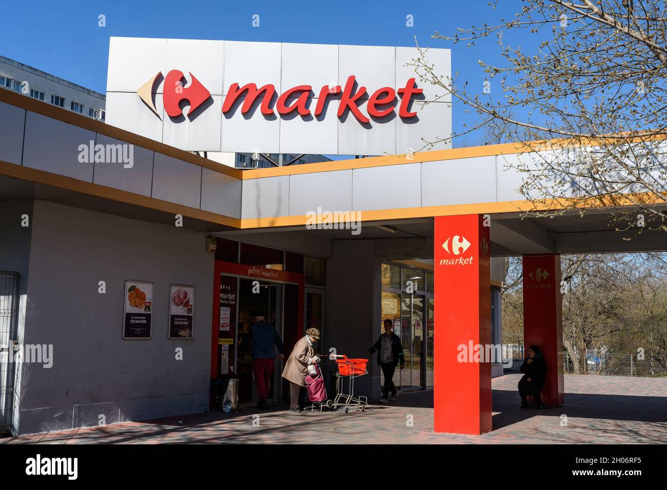 Bucharest, Romania, 10 March 2019 - Sign with logo of Carrefour market supermarket at the entry of a store in Bucharest Stock Photo
