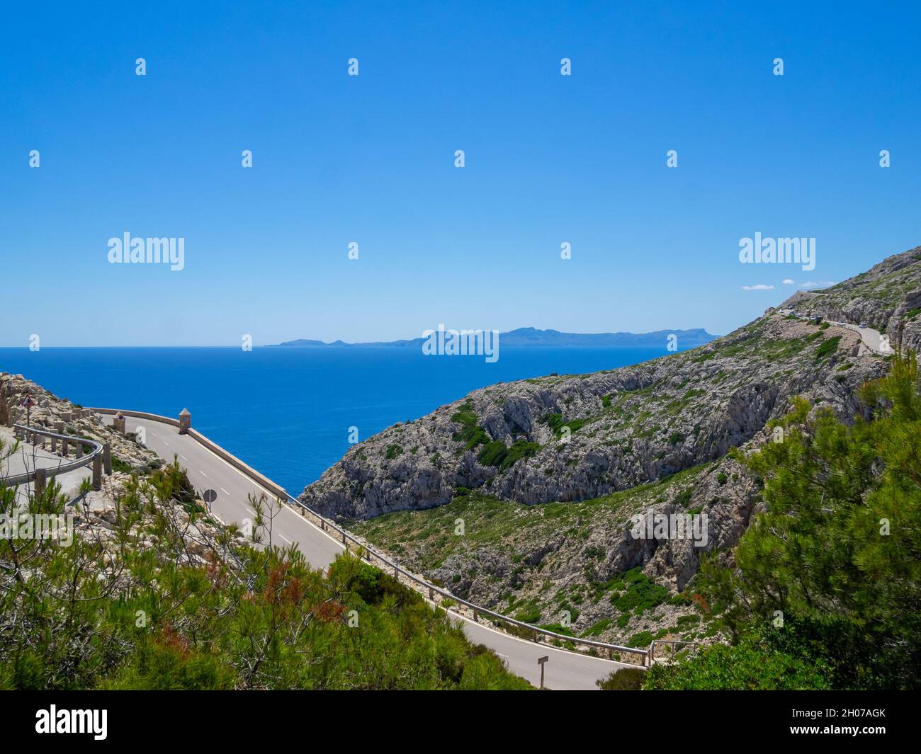 Winding road along Cap Formentor, Maiorca Stock Photo
