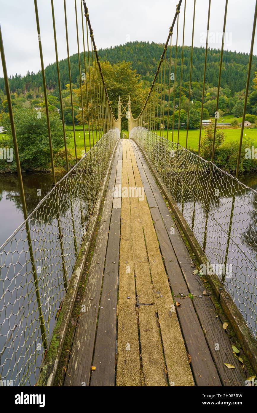 Sappers Suspension Bridge, Betws-y-Coed, built over the river Conwy in the 1930's by David Rowell and Co Ltd. to replace the 1917 army wooden bridge Stock Photo