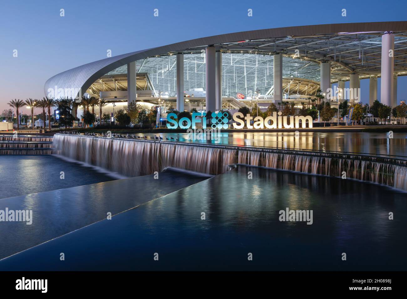 170 Sofi Stadium Exterior Stock Photos, High-Res Pictures, and Images -  Getty Images