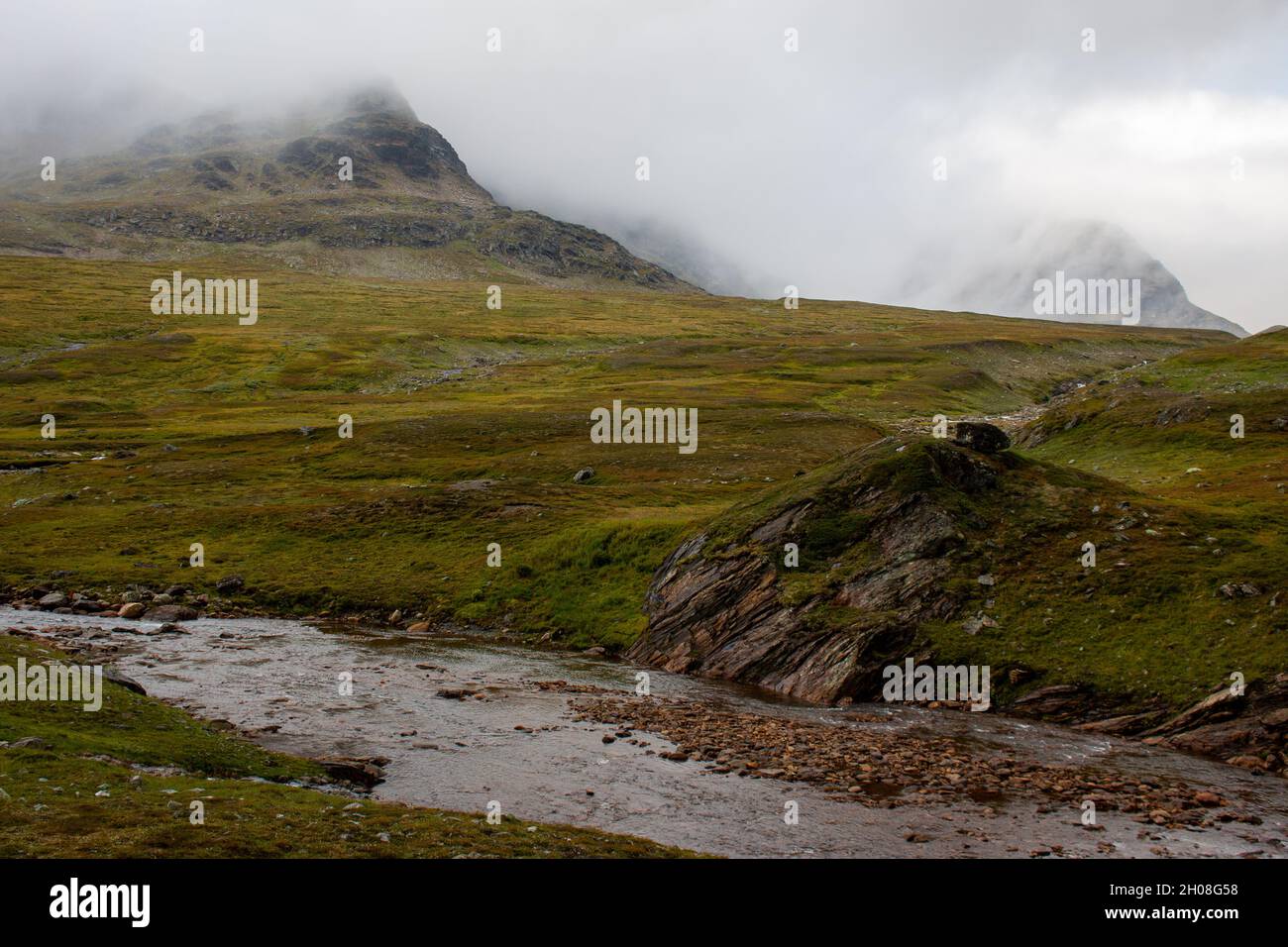 Mountains around the Viterskalet hut at the southern part of Kungsleden trail between Hemavan and Ammarnas, Lapland, Sweden Stock Photo