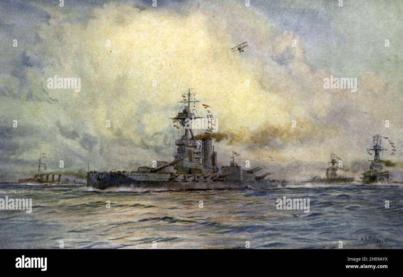 HMS Benbow with sister battleships deploying into line during World War I Stock Photo
