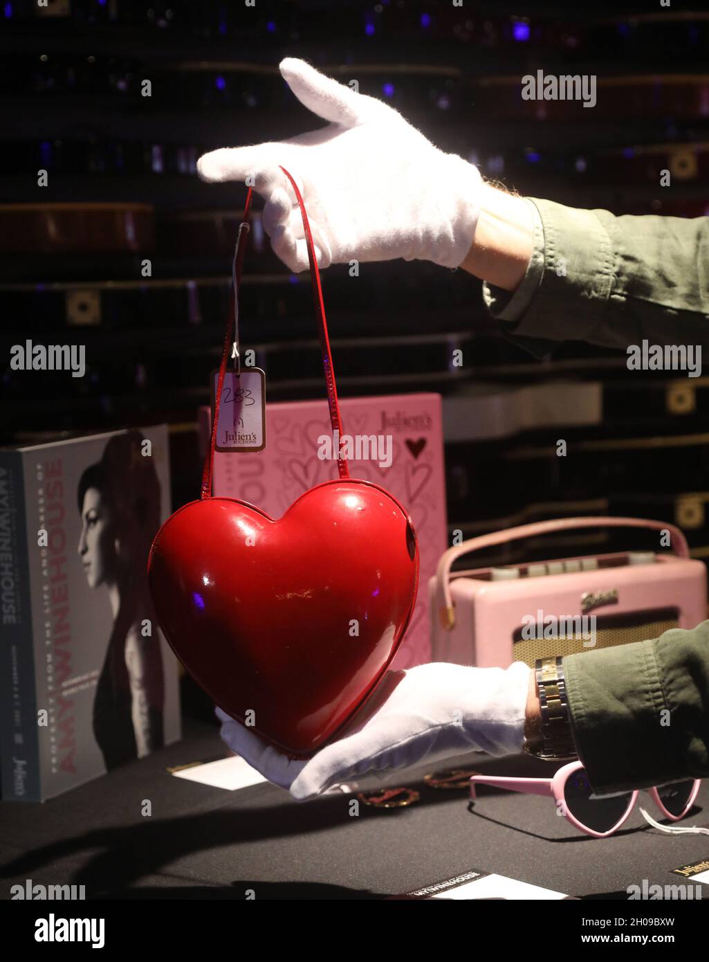 moschino bolsa heart