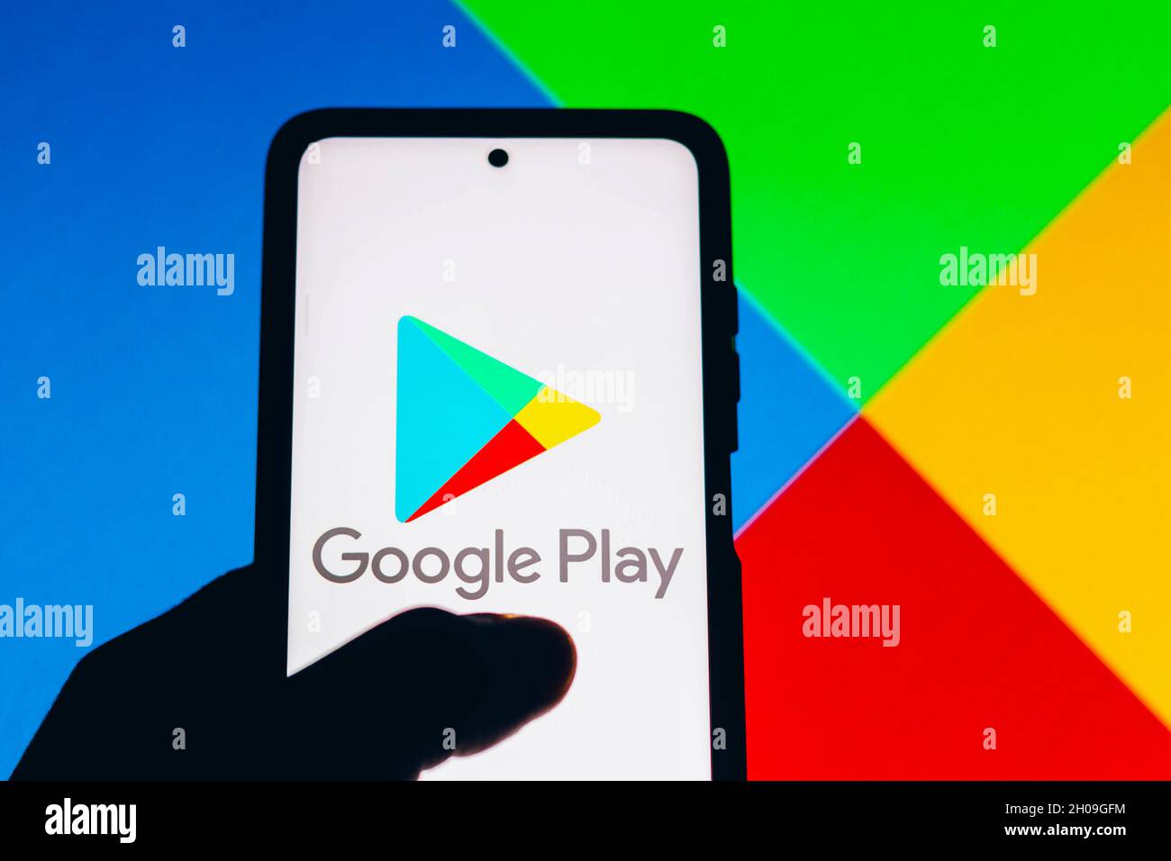 A closeup of the app logo for the Google Play, formerly Android Market,  digital distribution service for apps on a mobile phone smartphone screen  Stock Photo - Alamy