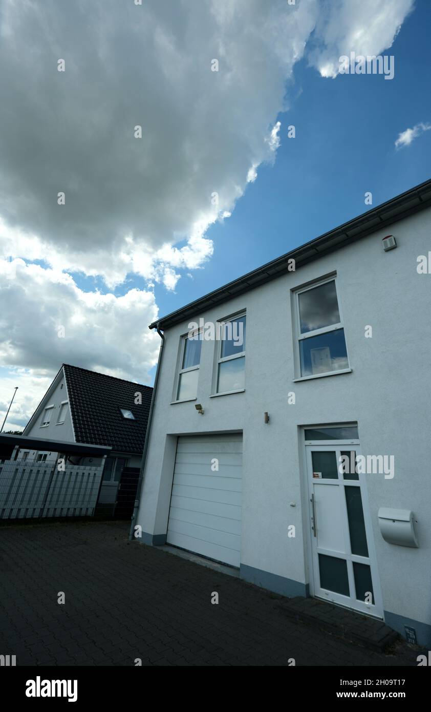 '03.08.2021, Germany, Lower Saxony, Stuhr - Headquarters of the Bremen AfD state party in an industrial park in the Bremen area. The Bremen AfD is not Stock Photo