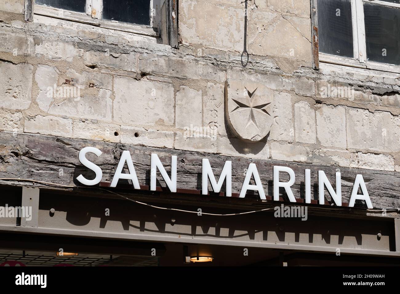 toulouse , occitanie France - 06 25 2021 : san marina sign text store and  logo brand shop on facade boutique shoes Stock Photo - Alamy