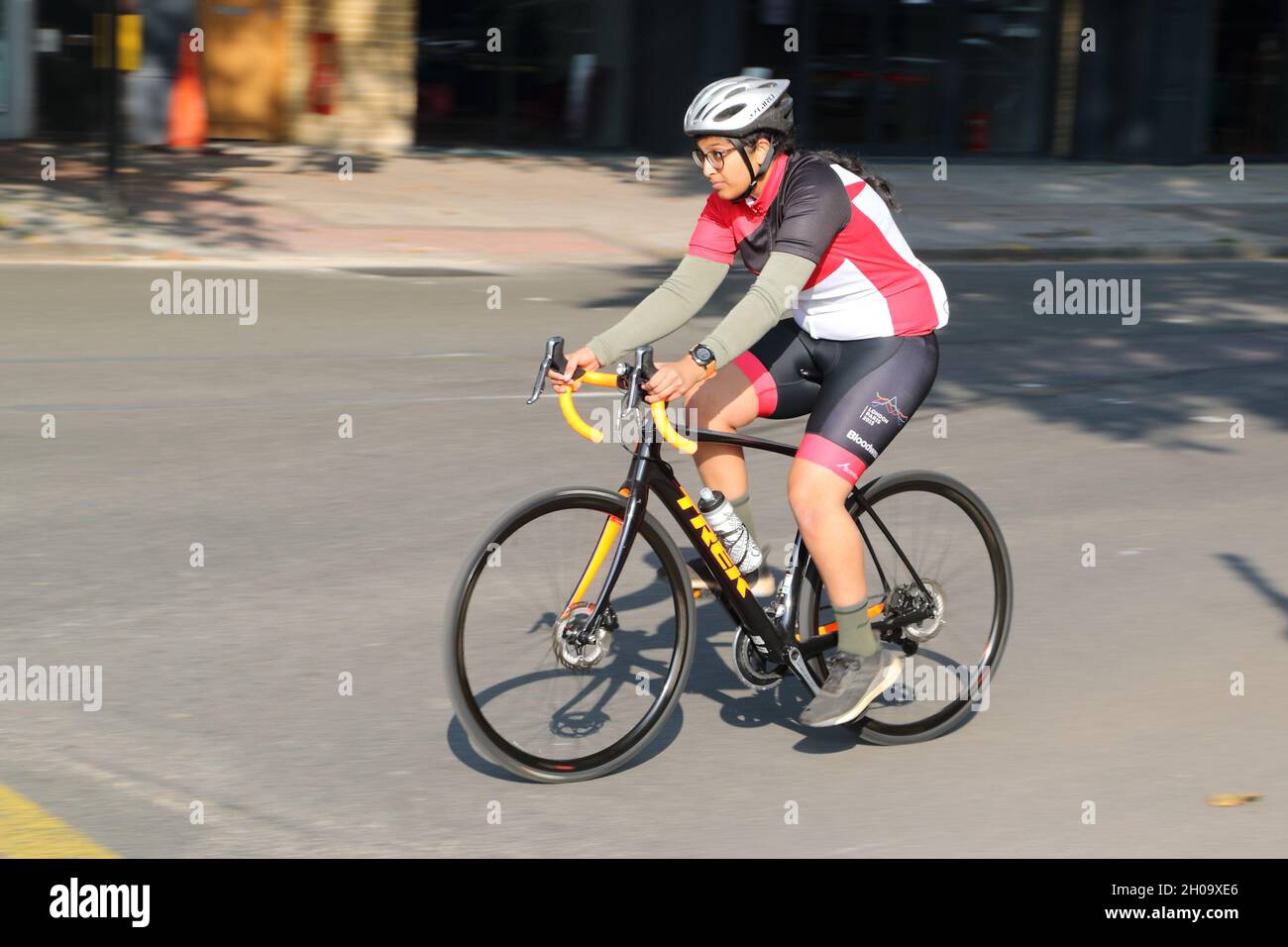 Female asian cyclist hi-res stock photography and images - Alamy