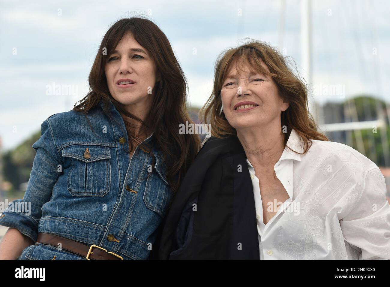 Charlotte gainsbourg jane birkin hi-res stock photography and images ...