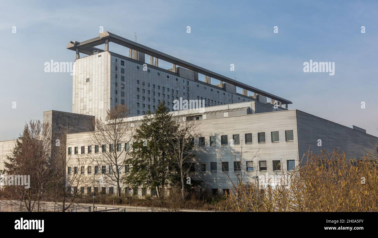 Munich, Großhadern, Germany - Mar 9, 2021: View on Klinikum Großhadern. Largest hospital in Munich, belonging to the Ludwig-Maximilians-Universität Stock Photo