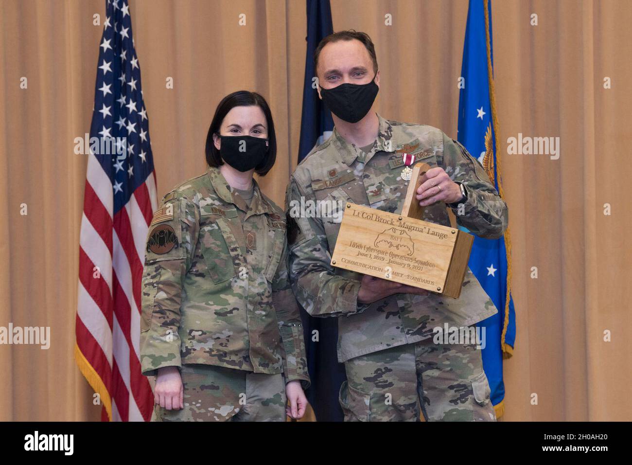 Col. Brock Lange, outgoing 185th Cyber Operations Squadron commander ...