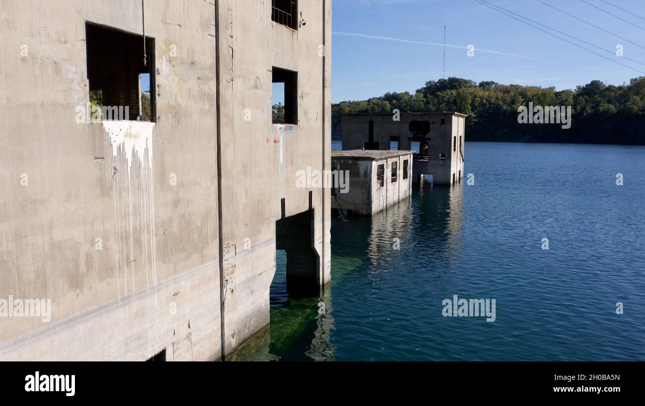 Abandoned quarry in Verplanck Hamlet in New York State, USA Stock Photo