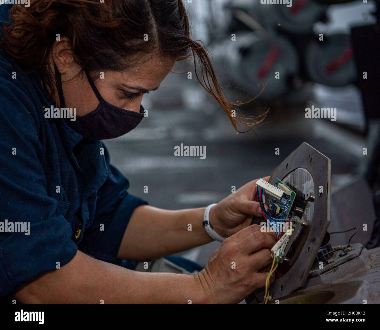 PACIFIC OCEAN (Jan. 19, 2021) U.S. Navy Interior Communications