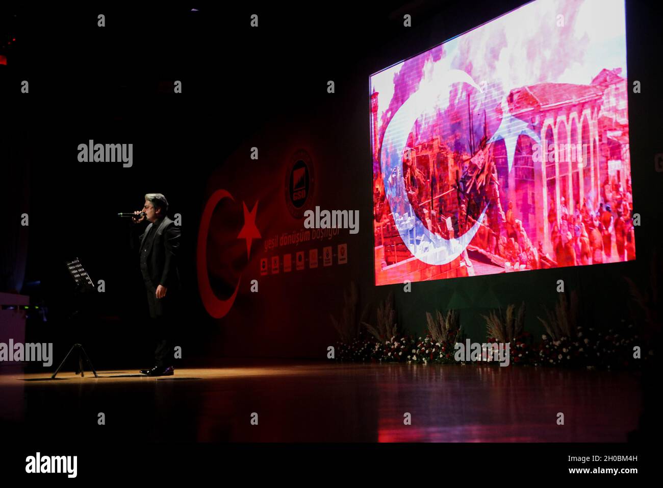 Fatma said singer hi-res stock photography and images - Alamy