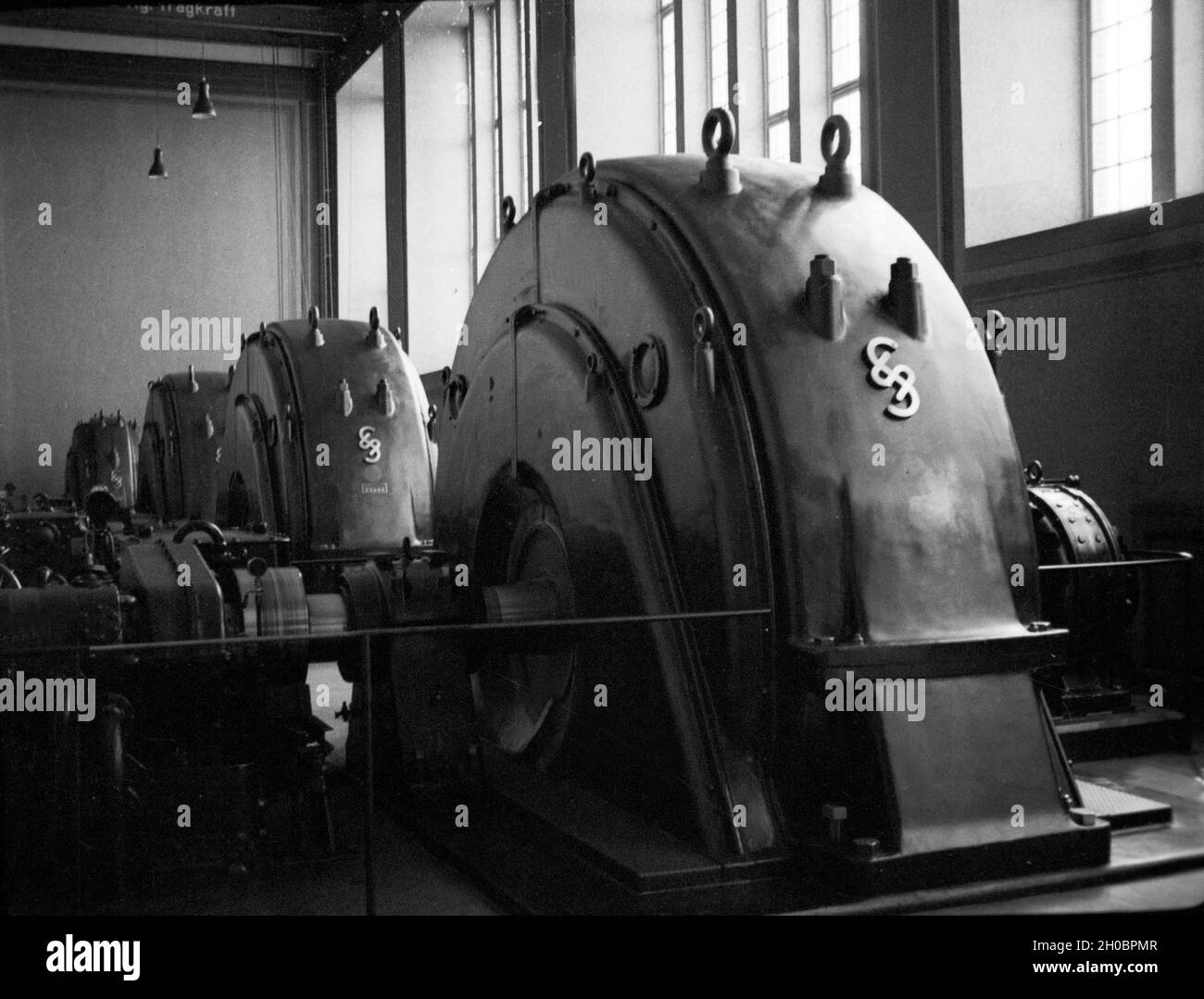 Turbinen im Kraftwerk an der Alle bei Friedland in Ostpreußen, 1930er ...