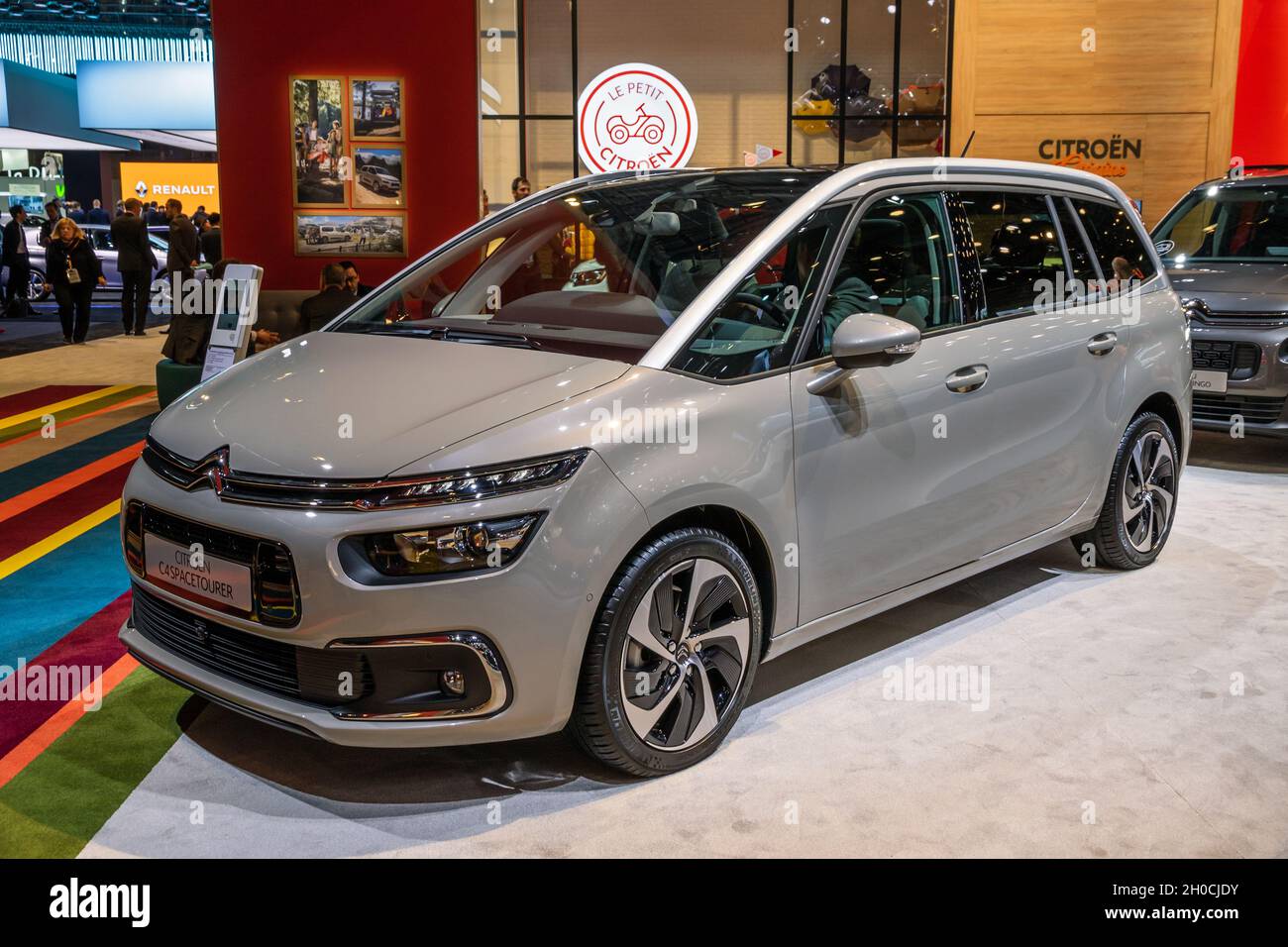 C4 picasso hi-res stock photography and images - Alamy