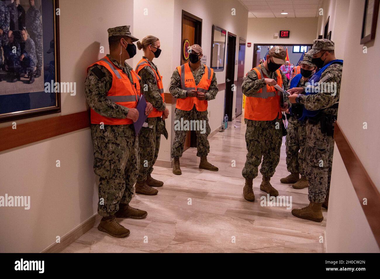 Standard operation hi-res stock photography and images - Alamy