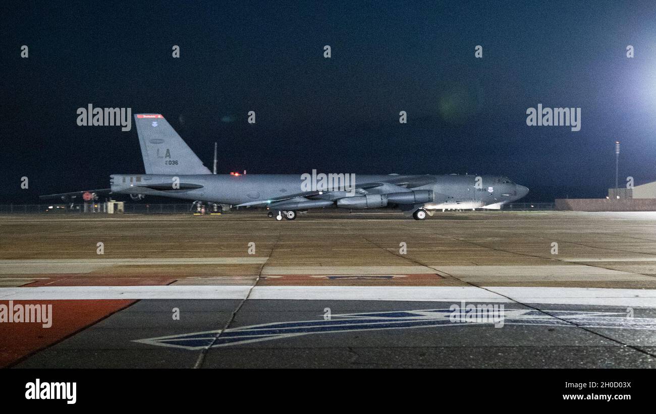 A B-52H Stratofortress taxis the flight line prior to take off at Barksdale Air Force Base, La., as part of a Bomber Task Force deployment, Jan. 27, 2021. The 2nd Bomb Wing conducts BTFs to ensure the ability to present uncompromising combat capacity. Stock Photo