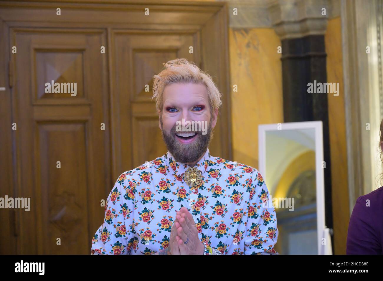 Rickard Opera Opera singer Rickard Söderberg receiving this years culture award from ...