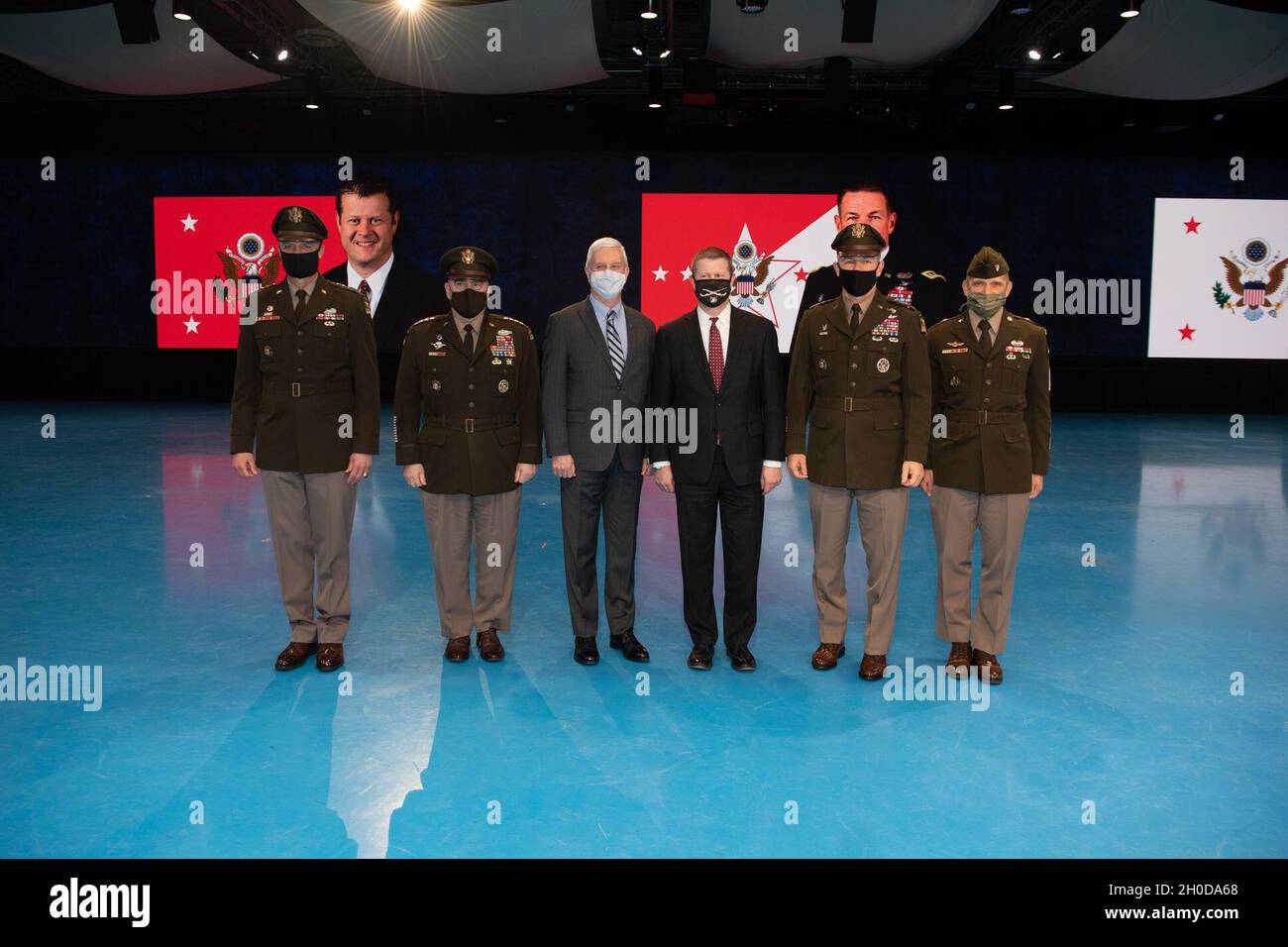 (From Left to Right) Gen. Joseph M. Martin, U.S. Army Vice Chief of Staff, Gen. Mark A. Milley, Joint Chiefs Chairman, James E. McPherson, 34th Under Secretary of the Army, Ryan D. McCarthy, 24th Secretary of the Army, Gen. James C. McConville, U.S. Army Chief of Staff, and Michael A. Grinston, Sergeant Major of the Army, pose for group photo at Comny Hall, Joint Base Myer–Henderson Hall, VA., Jan. 29, 2021. Stock Photo