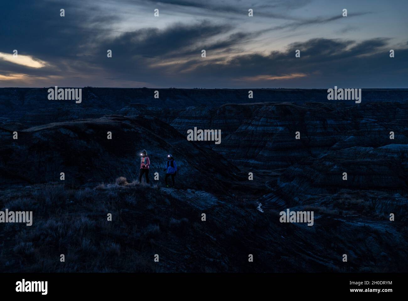 Runners Climbing Out From Horseshoe Canyon Stock Photo Alamy