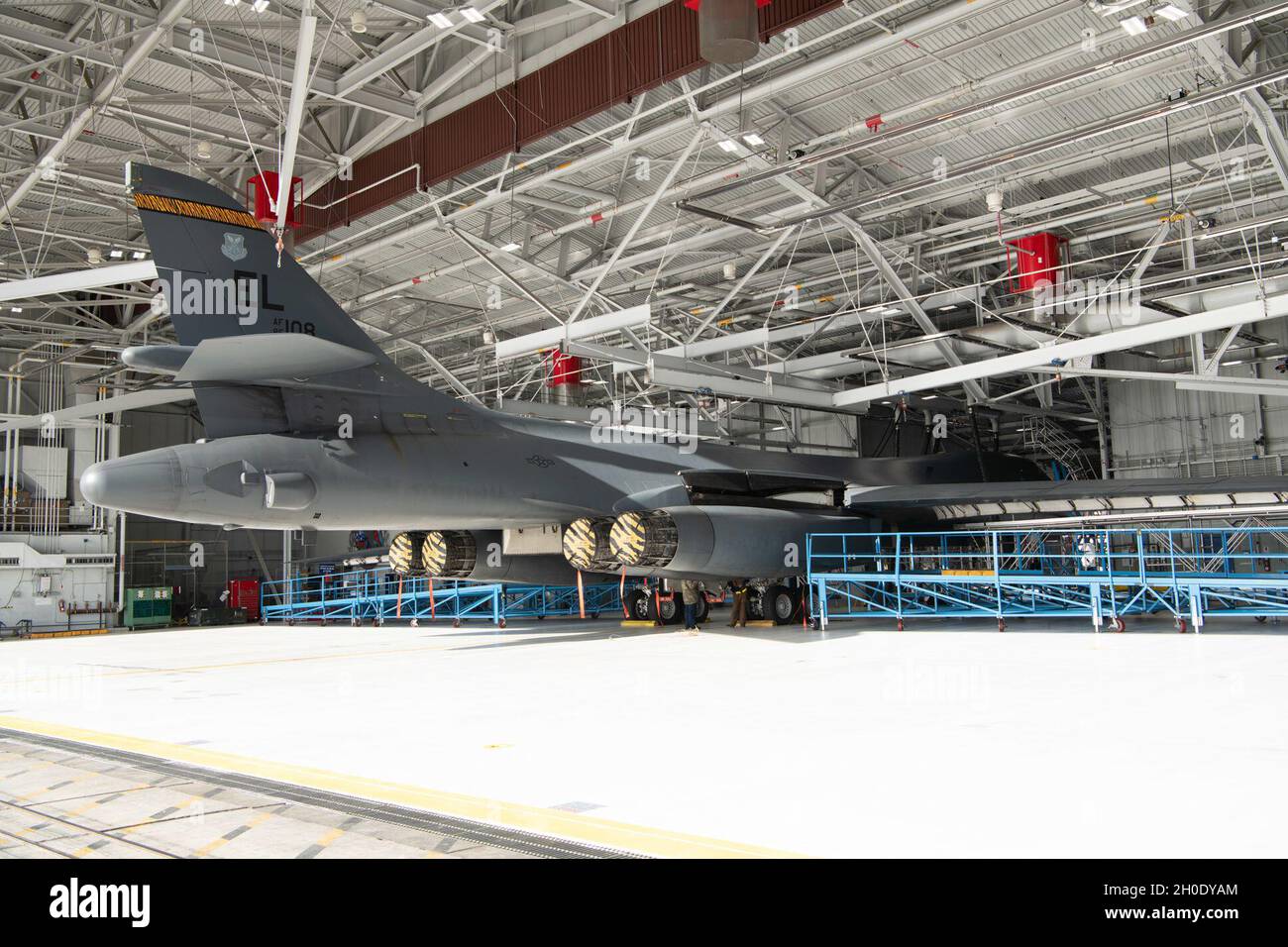 Airmen from the 28 th Maintenance Group prepare a B-1B Lancer for ...