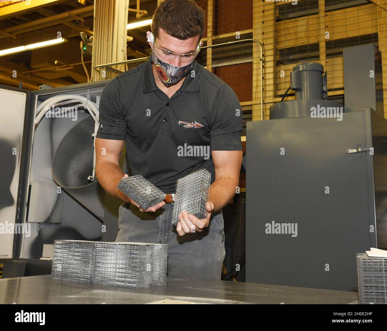 Blasting powder hi-res stock photography and images - Alamy