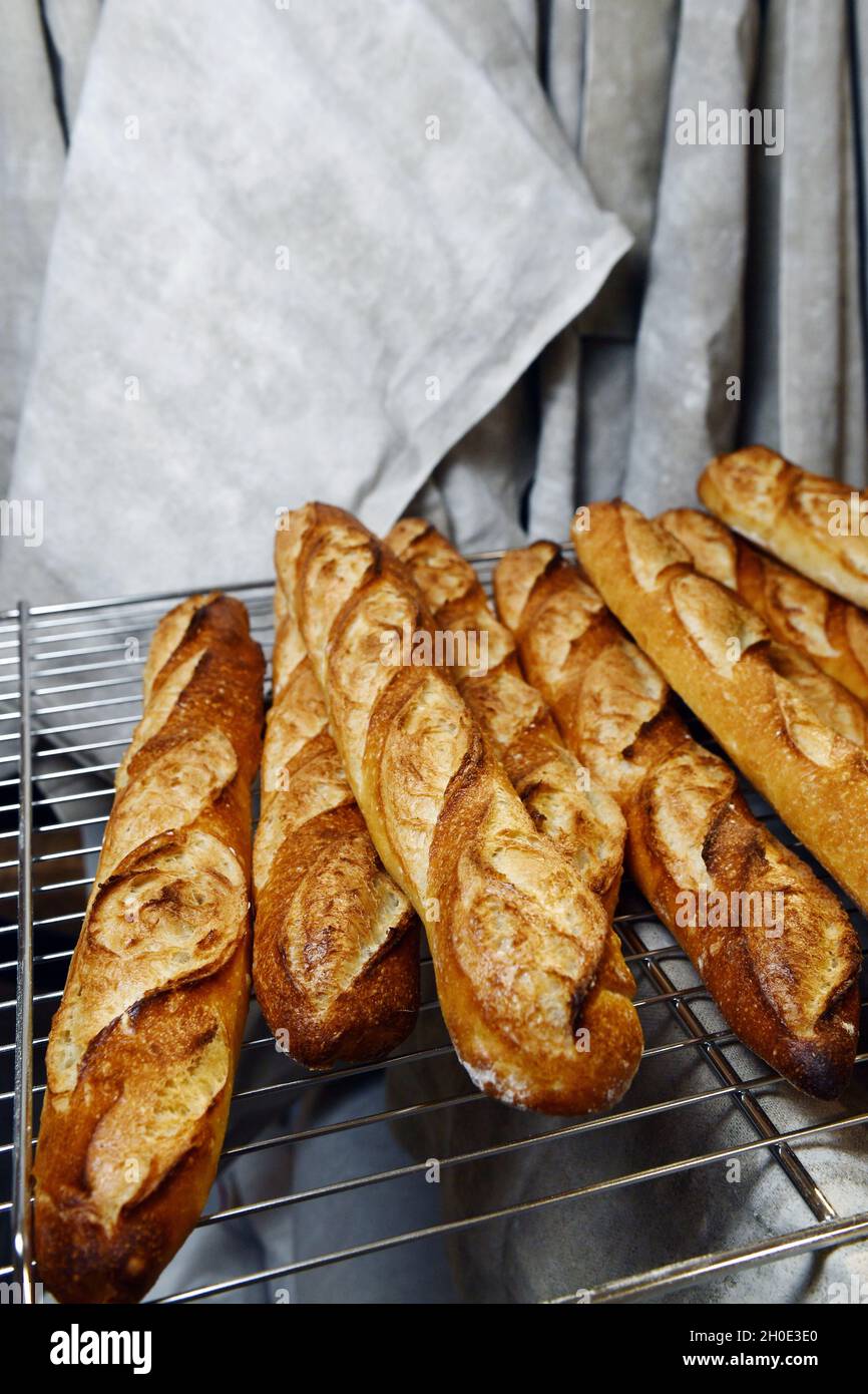 Baguette de tradition Tradition baguette French Bread France