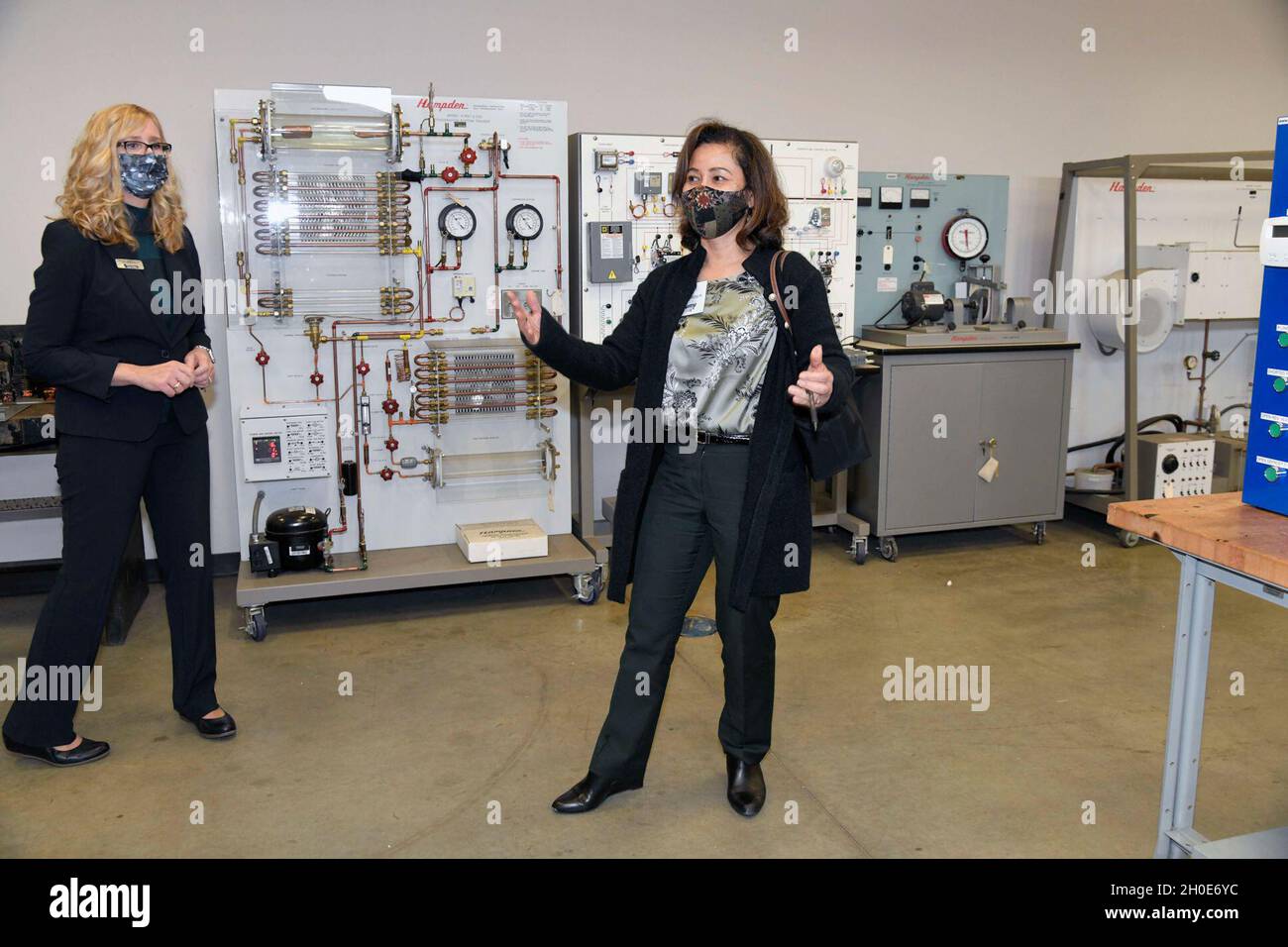 Vectr center hires stock photography and images Alamy