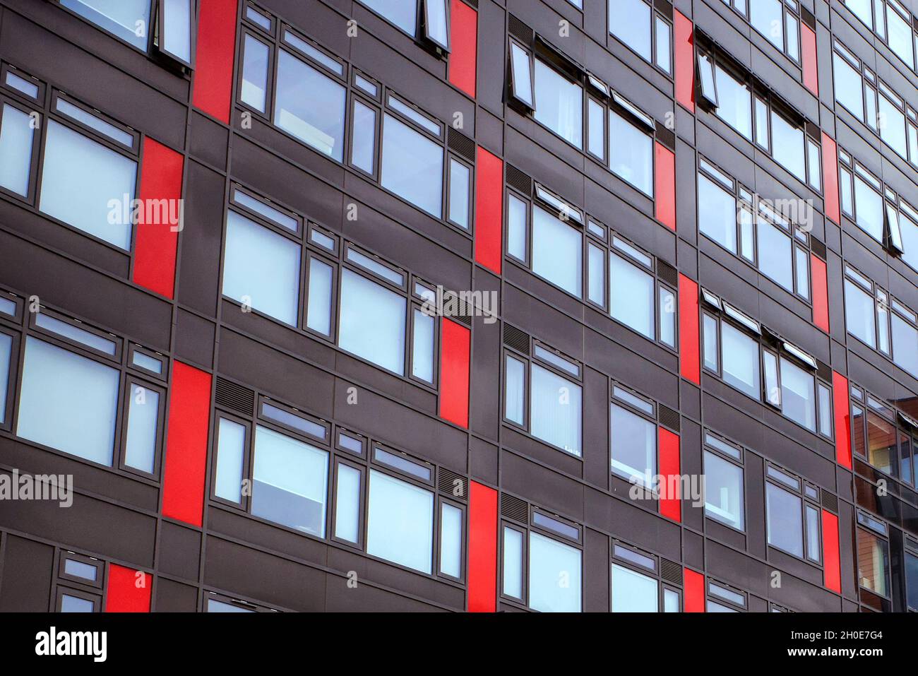 A detail of the modern exterior of the Vijay Patel Building, De Montfort University, Leicester. Stock Photo