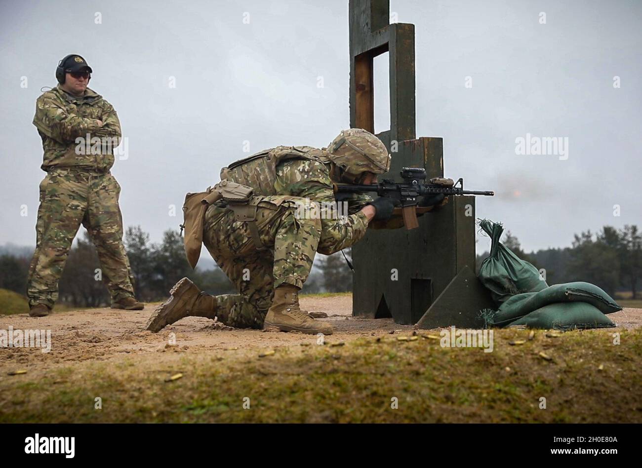 Master marksmanship trainer hi res stock photography and images Alamy Master marksmanship trainer hi res stock photography and images Alamy