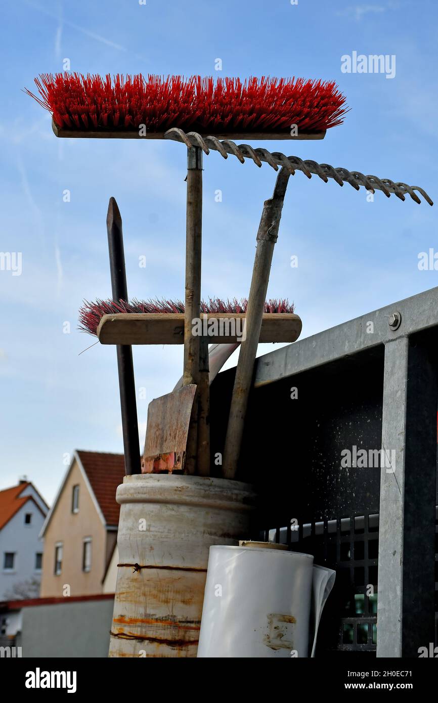 Loading rake hi-res stock photography and images - Alamy