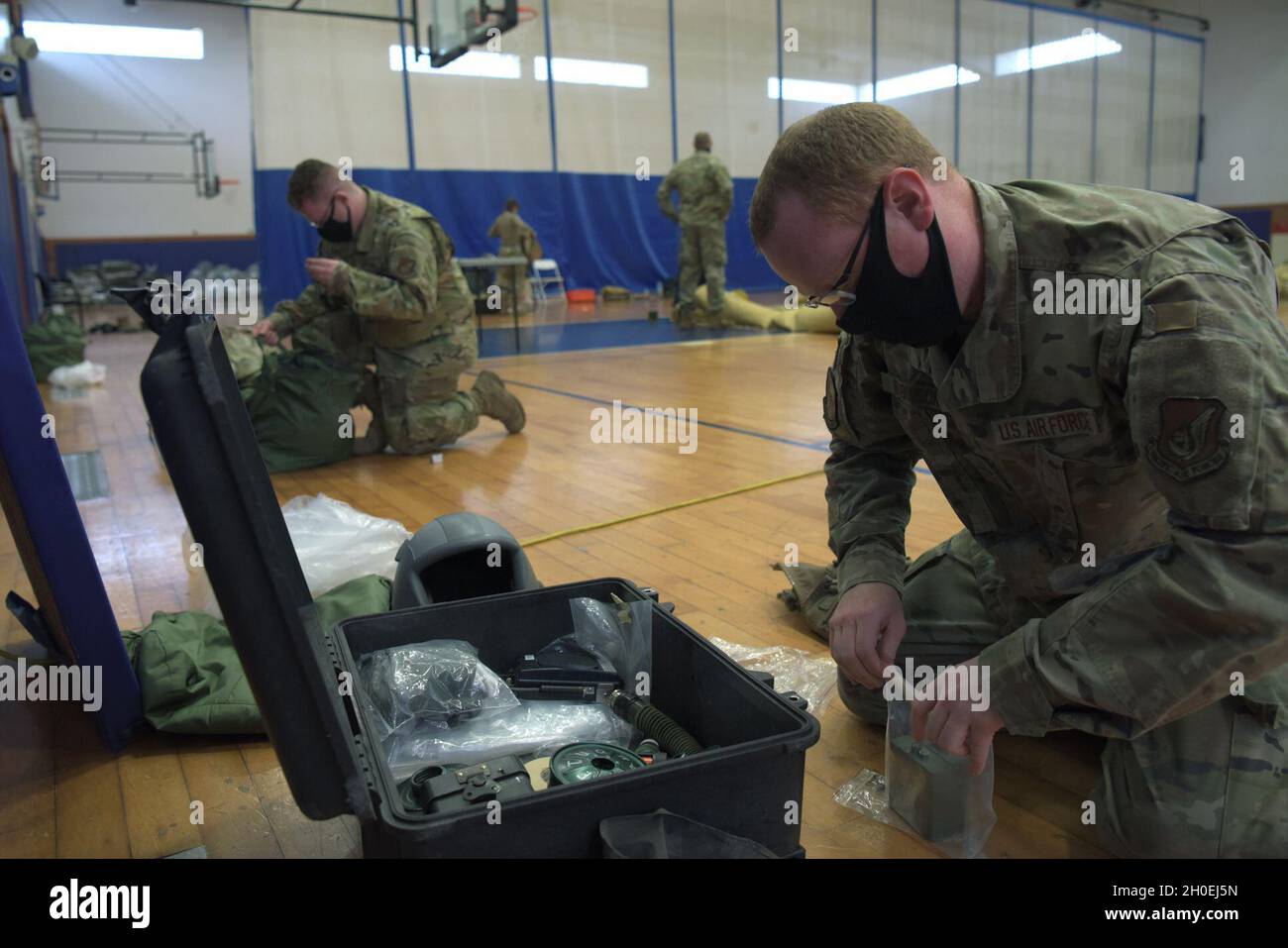 Aircrew continuation training hi-res stock photography and images - Alamy