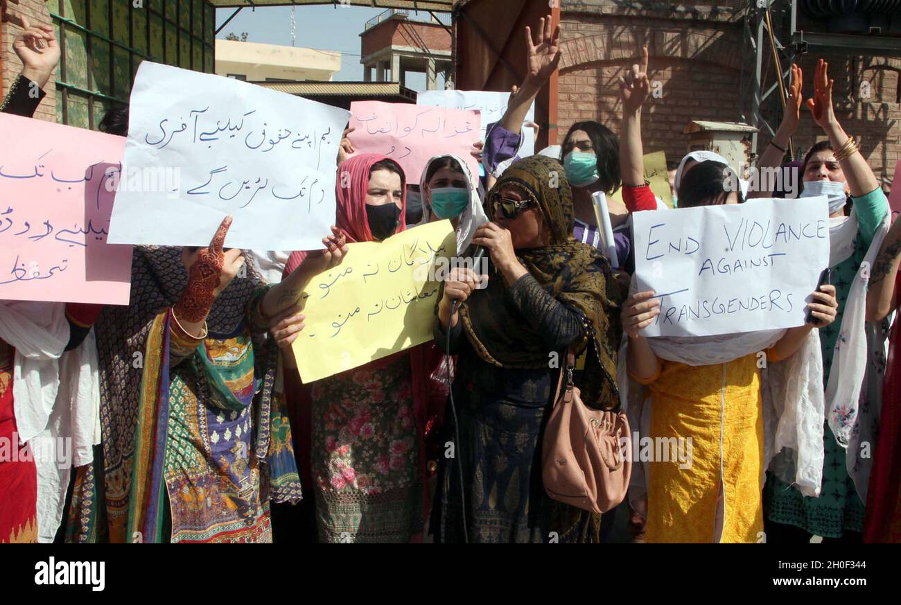 Hyderabad, Pakistan, October 12, 2021. Members of Transgender Community are holding protest demonstration against violence and sexual harassment, at Peshawar press club on Tuesday, October 12, 2021. Stock Photo